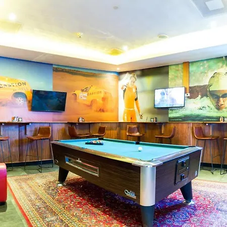 Bastion Amsterdam Airport Otel 4*