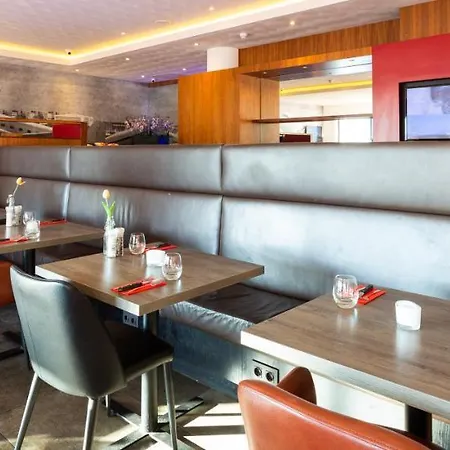 Otel Bastion Amsterdam Airport 4*