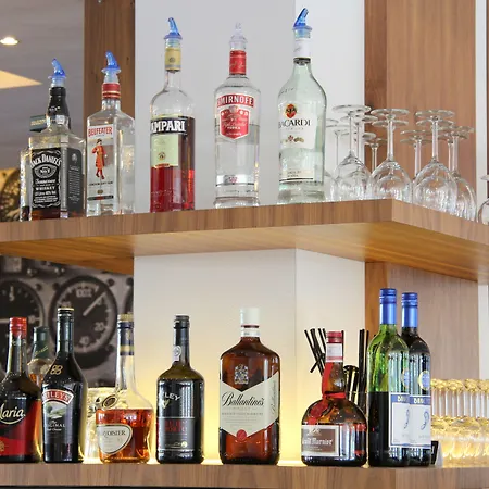 Bastion Amsterdam Airport 4* Hoofddorp