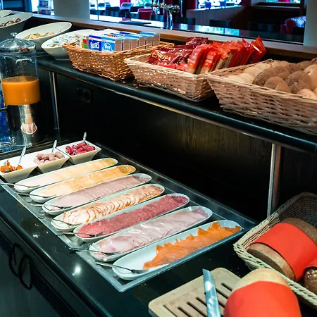 Bastion Amsterdam Airport 4*