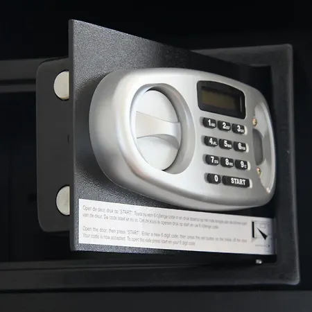 Bastion Amsterdam Airport Hotel 4*