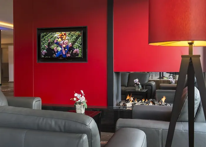 Bastion Amsterdam Airport 4*