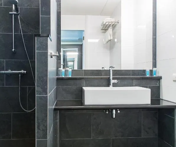 Bastion Amsterdam Airport Hotel