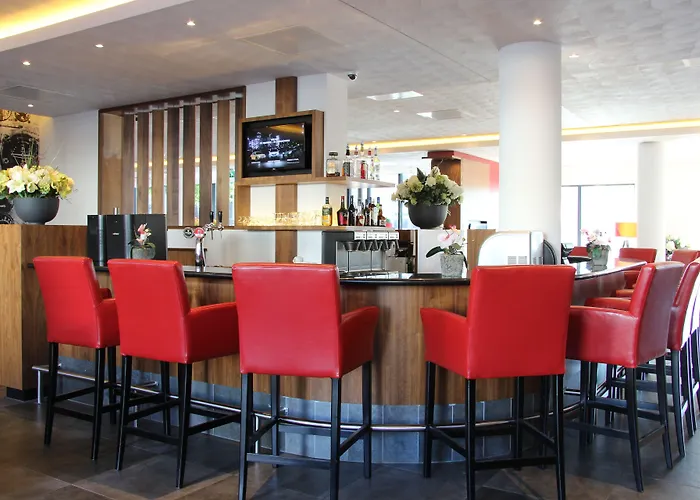 Bastion Amsterdam Airport 4*