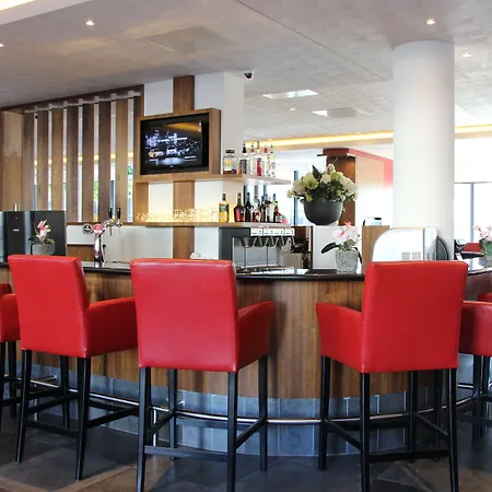 Bastion Amsterdam Airport 4*